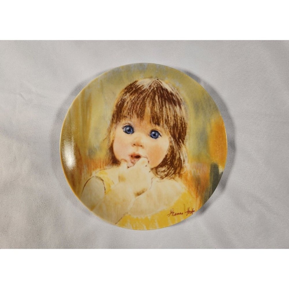 Fascination Plate 1 Frances Hook Legacy Series Collectors Plate -NIB- (SH4U)
